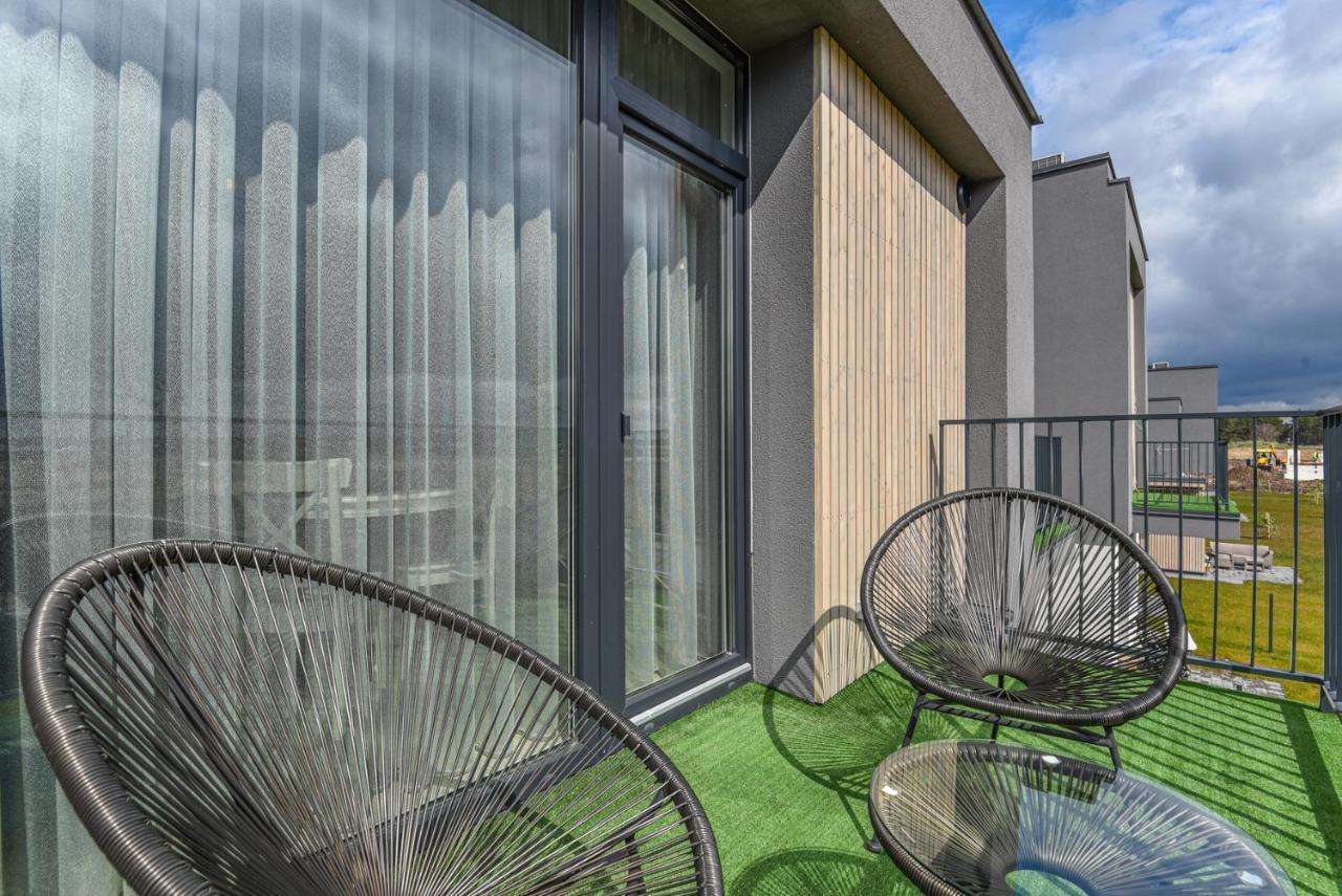 פלאנגה Apartamentai Melyna Jura מראה חיצוני תמונה
